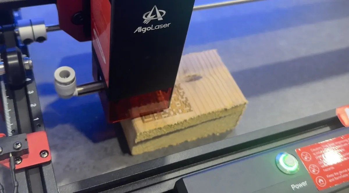 AlgoLaser mini 10Wレーザー彫刻機を買った